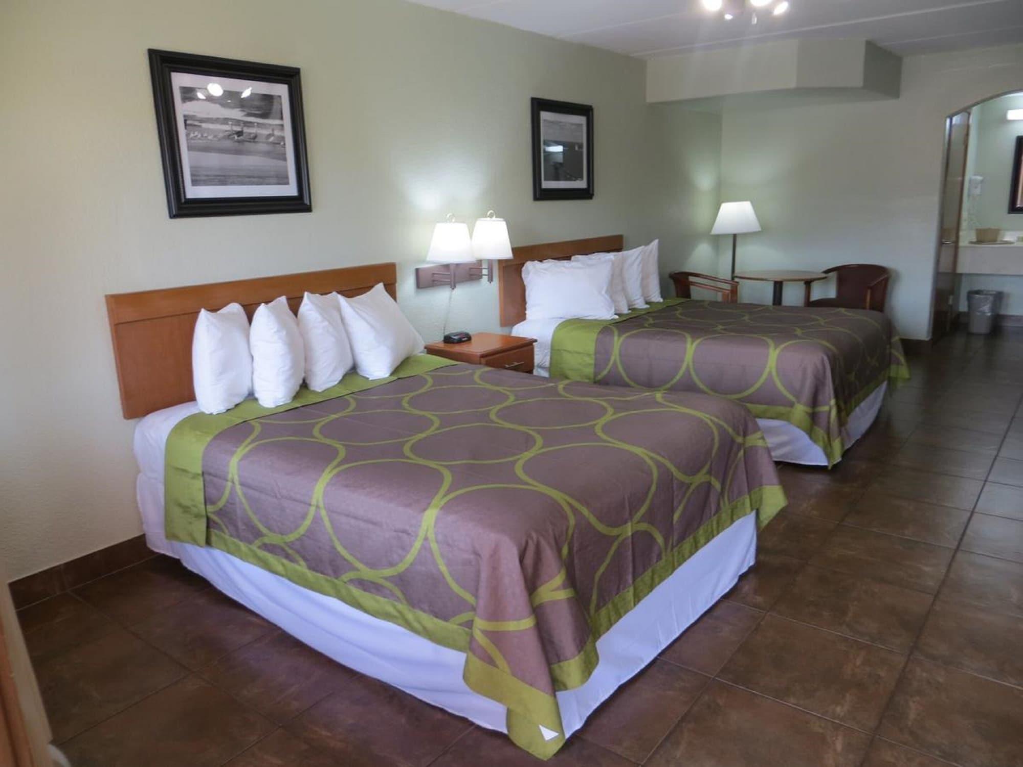 Super 8 By Wyndham South Padre Island Hotel Exterior photo
